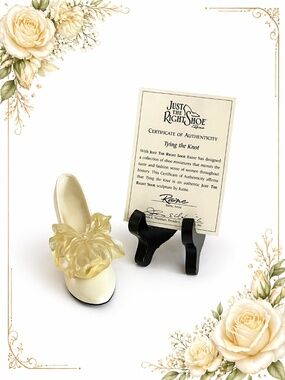 Just The Right Shoe by Raine 1999 “Tying the Knot” Miniature Shoe w/ COA